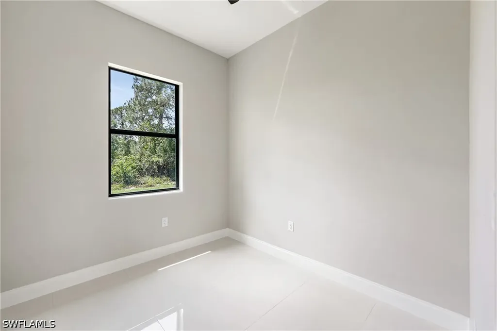 2903 37th Street W Lehigh Acres FL 33971