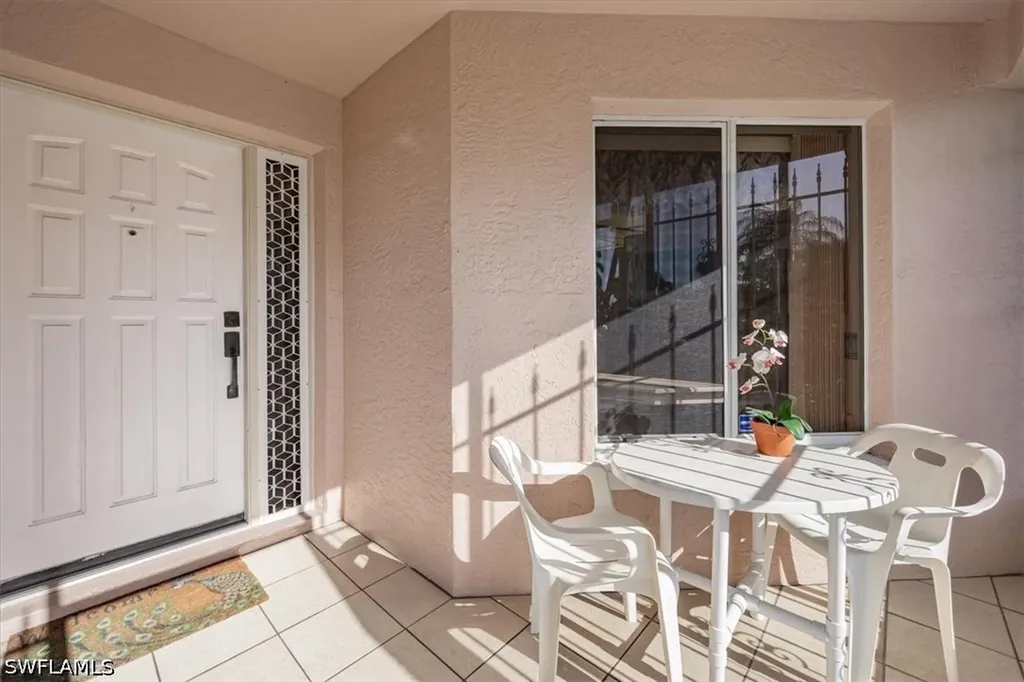 6094 Westbourgh Drive Naples FL 34112
