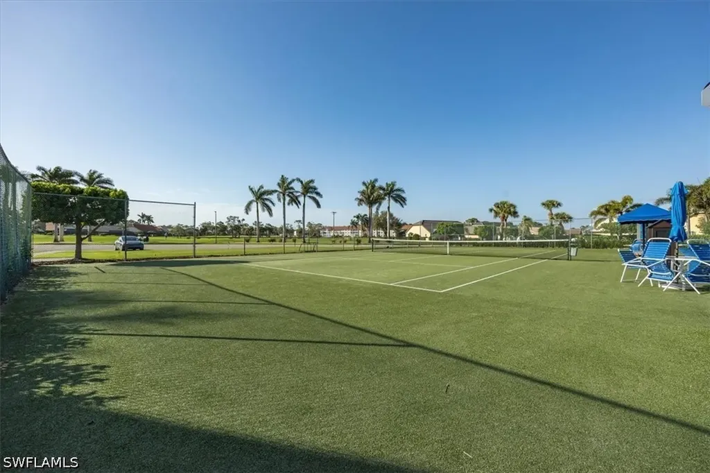 6094 Westbourgh Drive Naples FL 34112