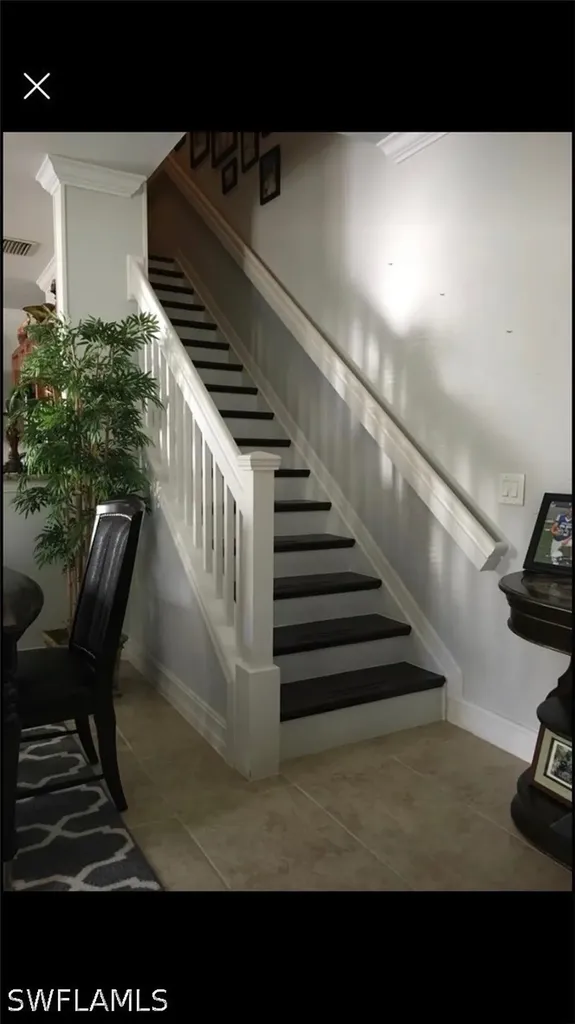 884 Hampton Circle Naples FL 34105