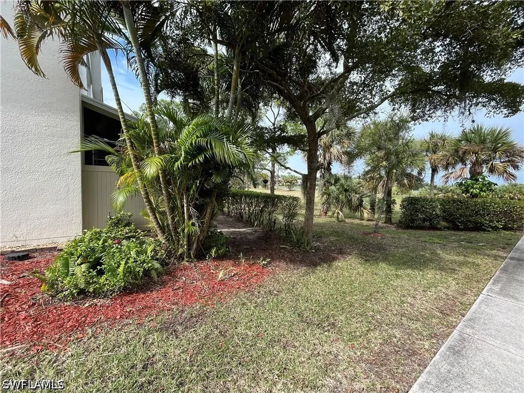884 Hampton Circle Naples FL 34105