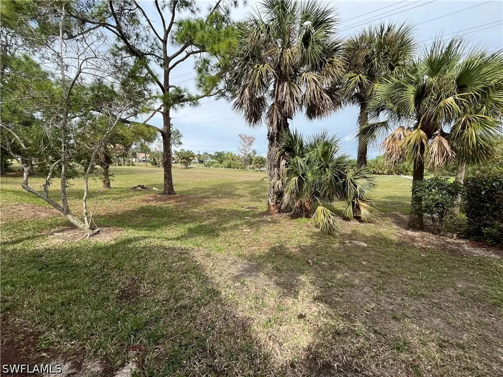 884 Hampton Circle Naples FL 34105