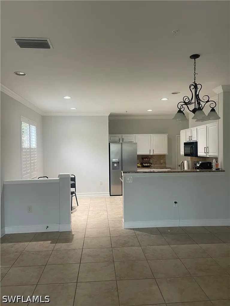 884 Hampton Circle Naples FL 34105