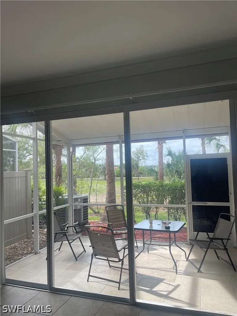 884 Hampton Circle Naples FL 34105