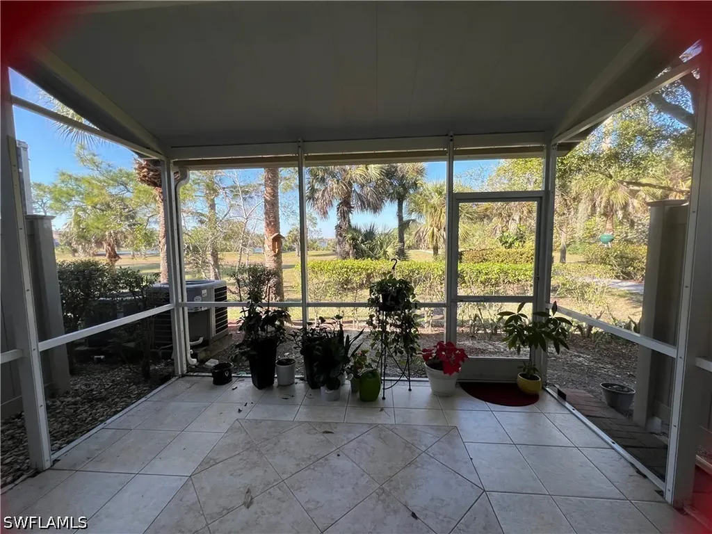 884 Hampton Circle Naples FL 34105