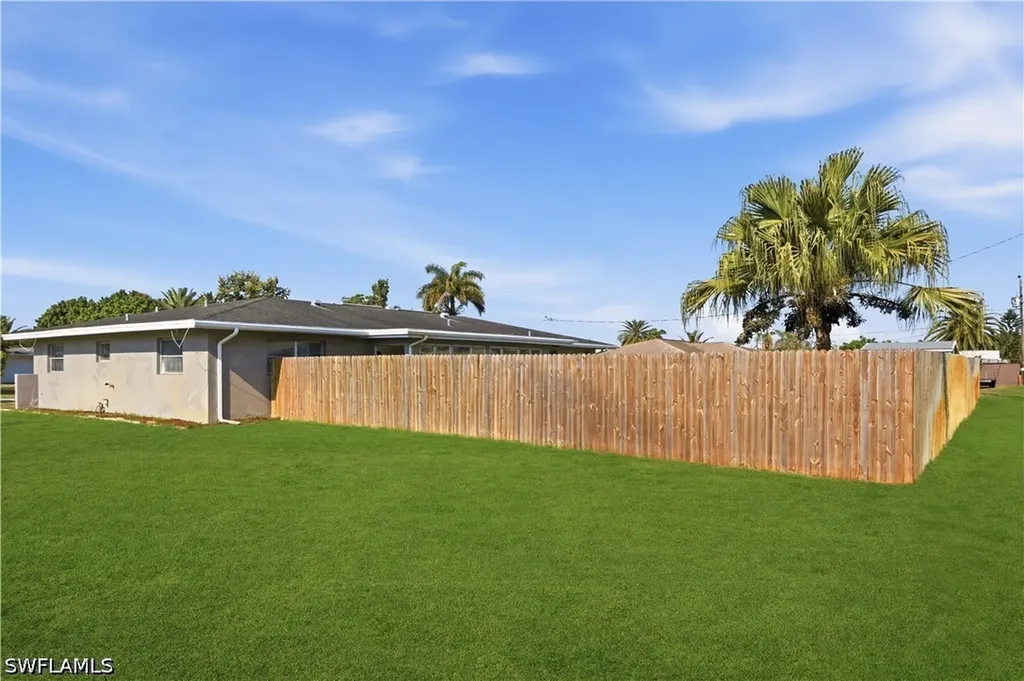 1405 Archer Street Lehigh Acres FL 33936
