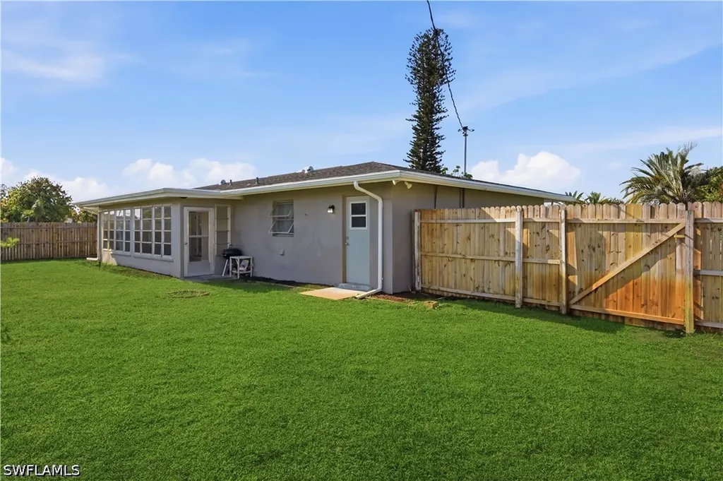 1405 Archer Street Lehigh Acres FL 33936