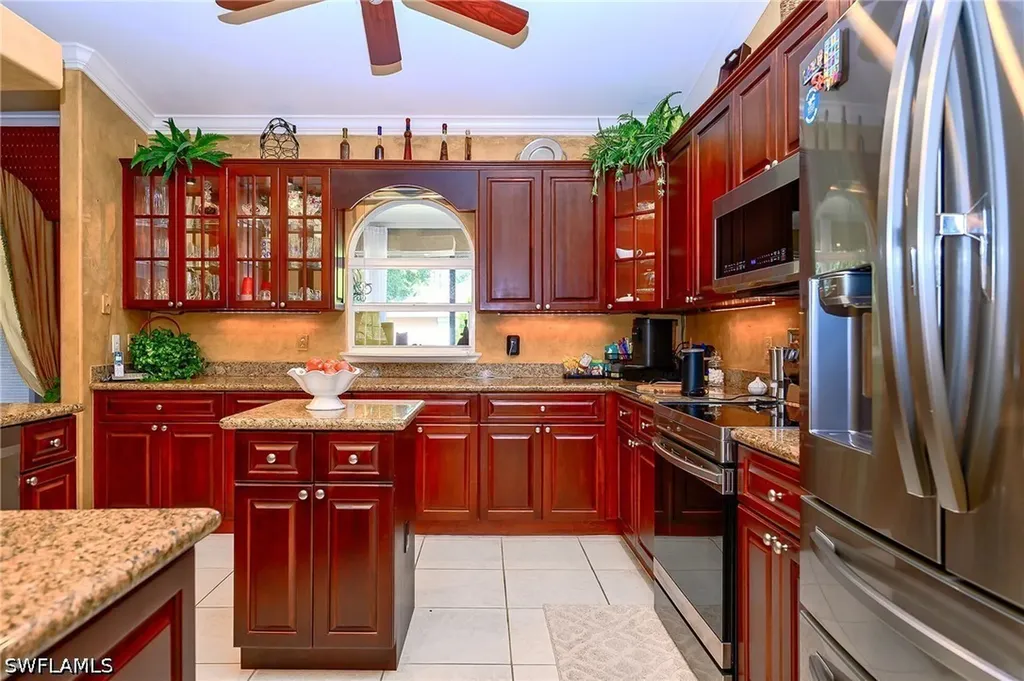 291 Everglades Boulevard N Naples FL 34120