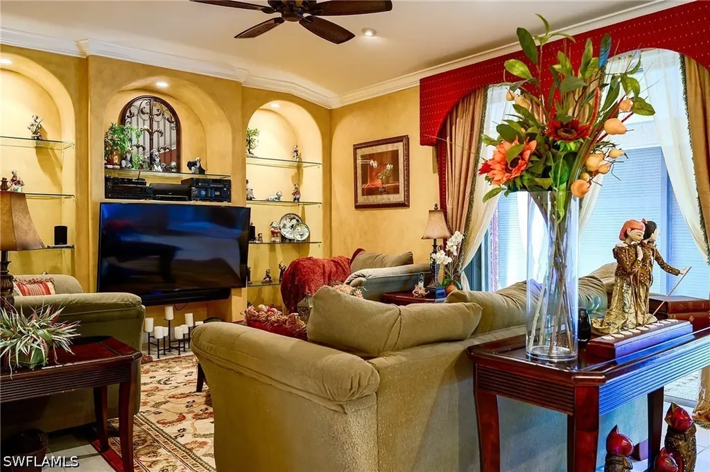 291 Everglades Boulevard N Naples FL 34120