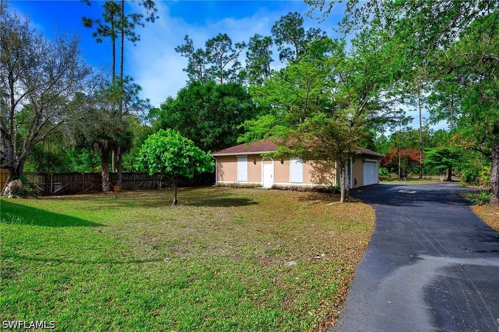 291 Everglades Boulevard N Naples FL 34120