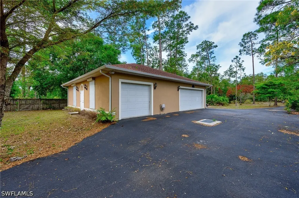 291 Everglades Boulevard N Naples FL 34120