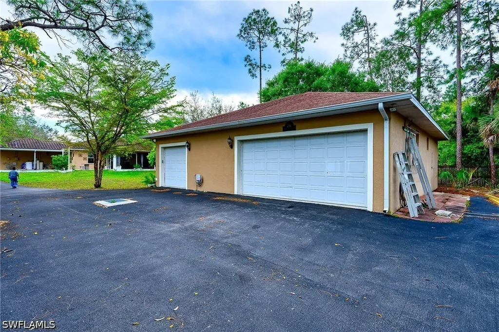 291 Everglades Boulevard N Naples FL 34120