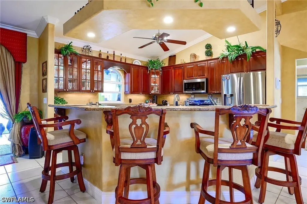 291 Everglades Boulevard N Naples FL 34120