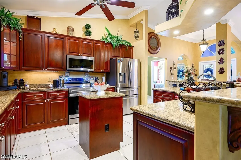 291 Everglades Boulevard N Naples FL 34120