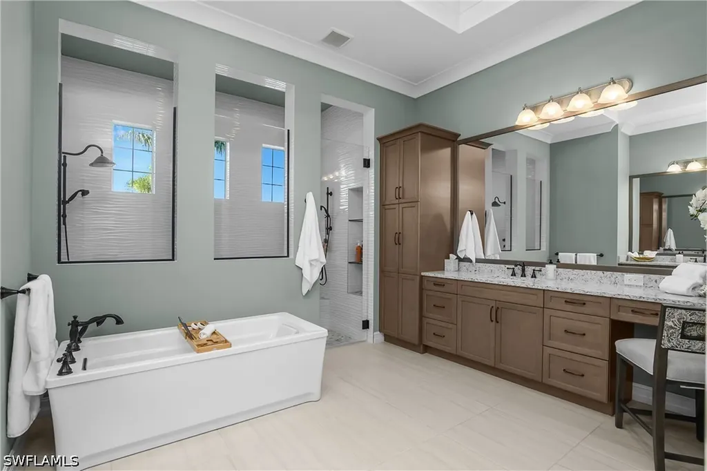 6095 Plana Cays Drive Naples FL 34113