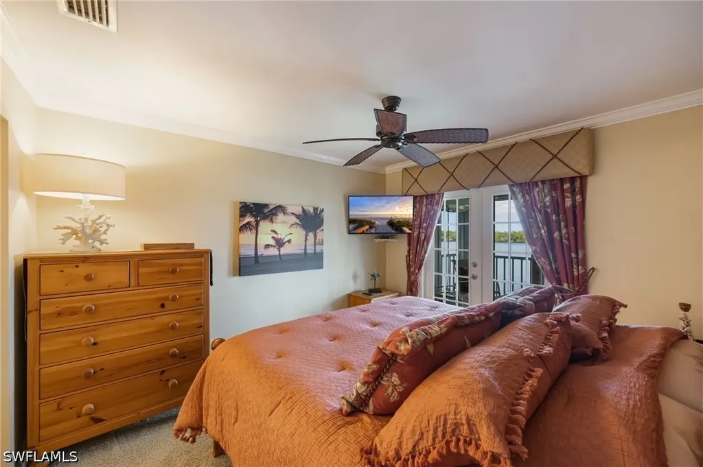 1045 Mainsail Drive Naples FL 34114