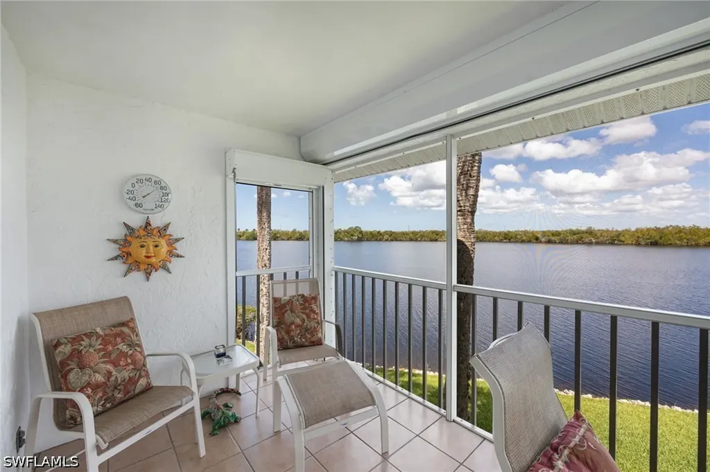 1045 Mainsail Drive Naples FL 34114