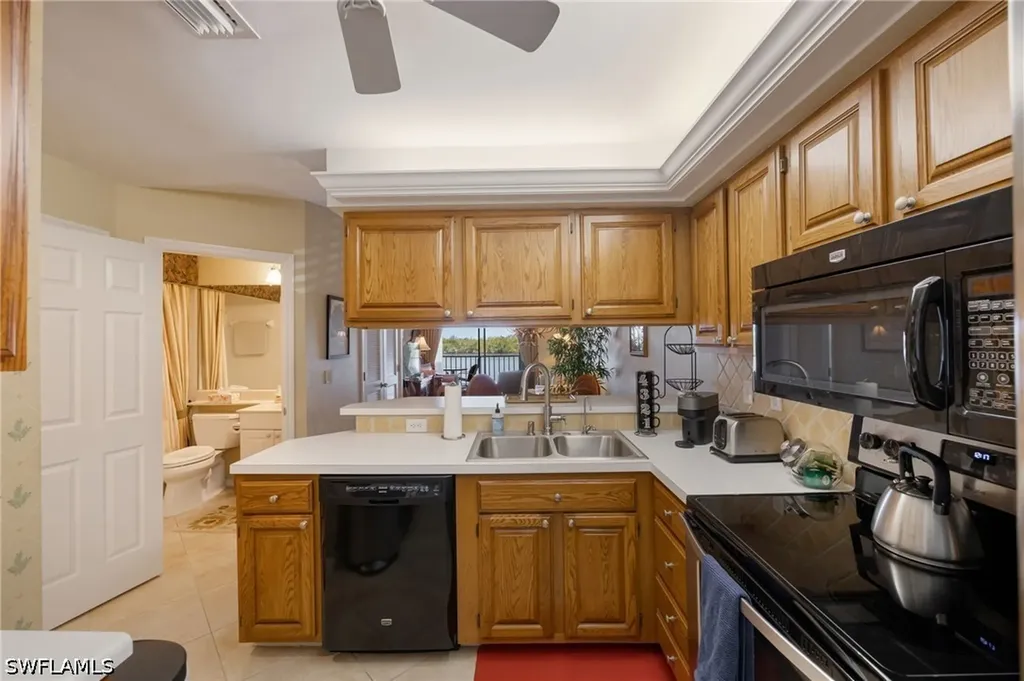 1045 Mainsail Drive Naples FL 34114