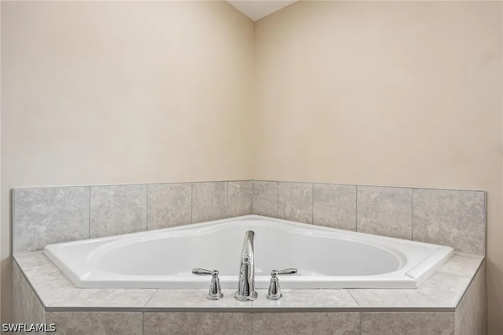 17700 Pronghorn Street Alva FL 33920