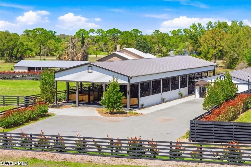 17700 Pronghorn Street Alva FL 33920
