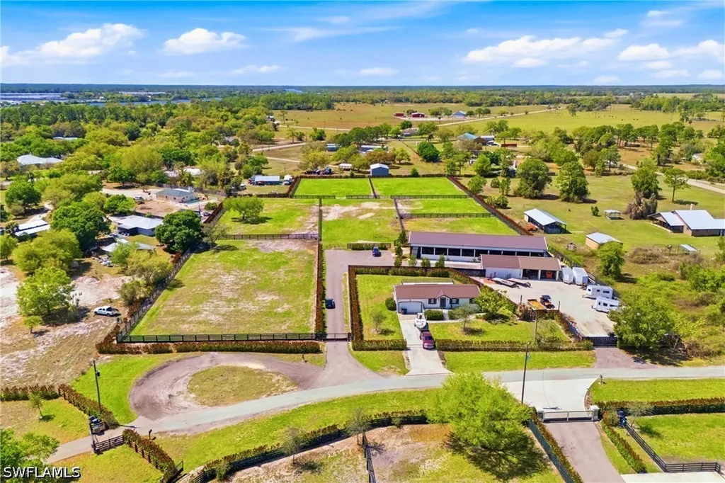 17700 Pronghorn Street Alva FL 33920