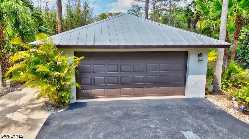 1441 25th Street SW Naples FL 34117