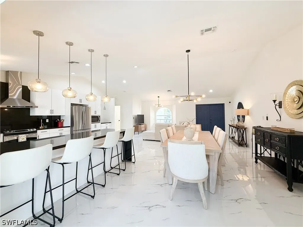 4285 47th Avenue NE Naples FL 34120