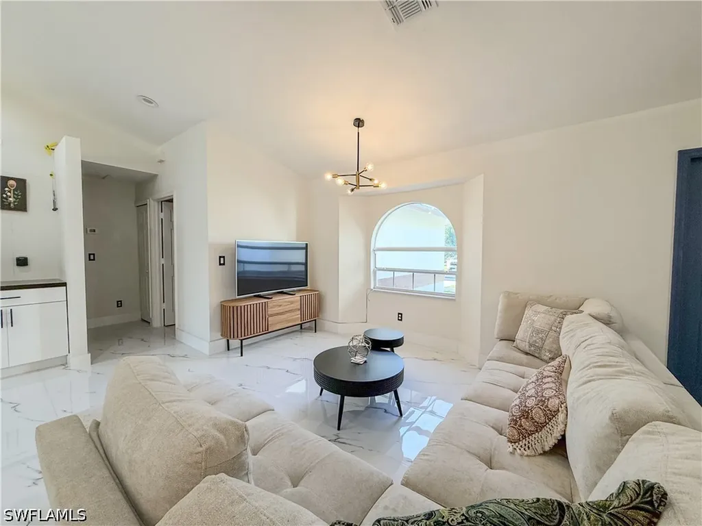 4285 47th Avenue NE Naples FL 34120