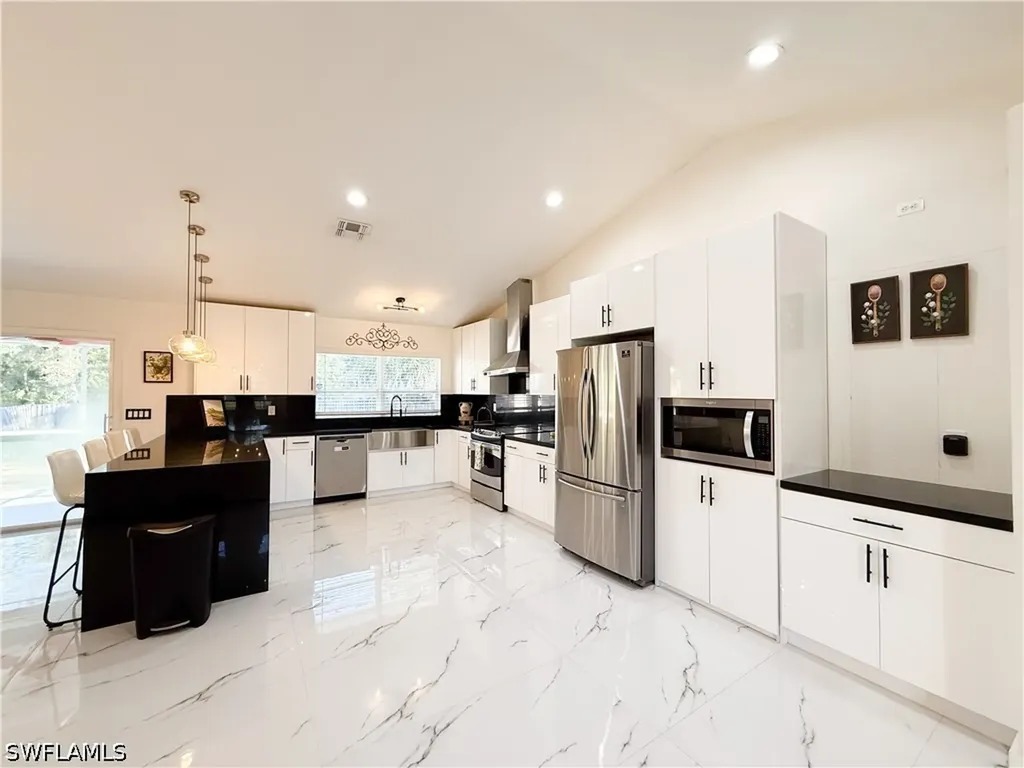 4285 47th Avenue NE Naples FL 34120