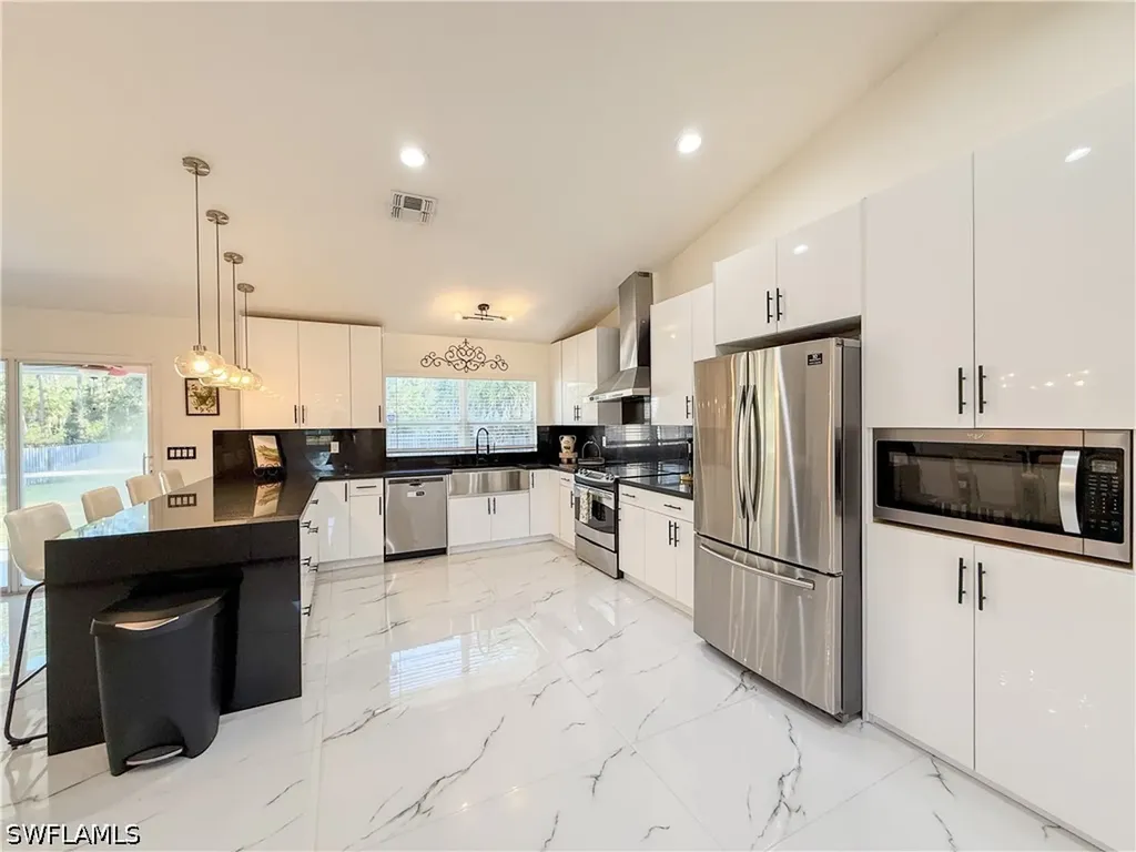 4285 47th Avenue NE Naples FL 34120