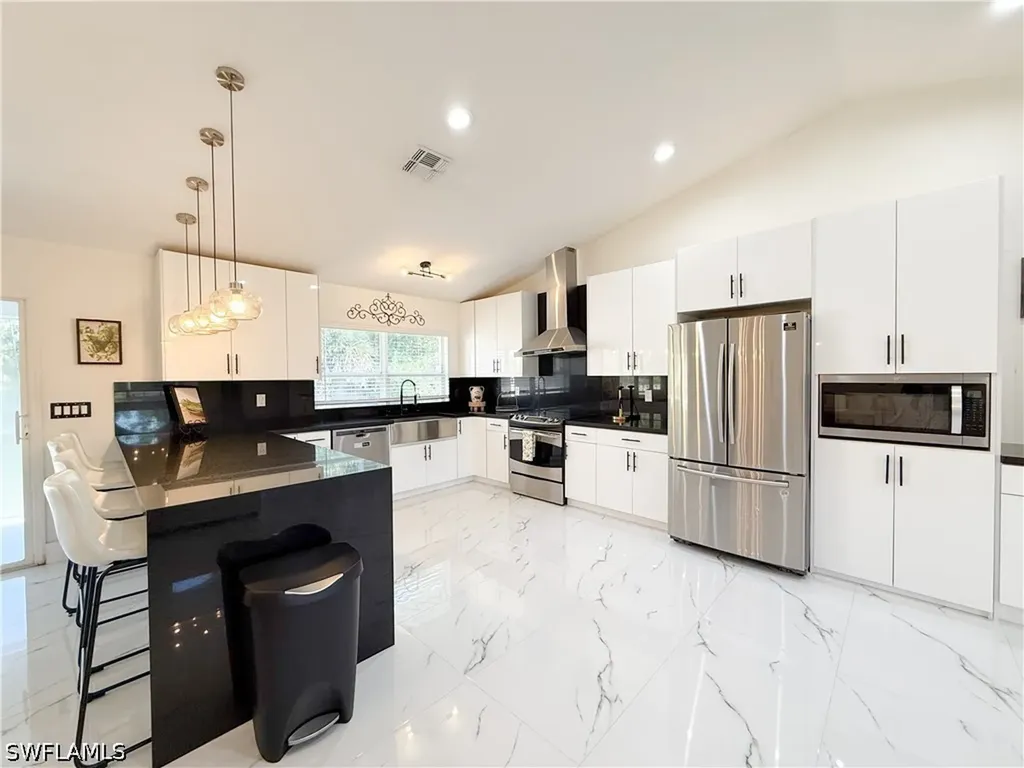 4285 47th Avenue NE Naples FL 34120