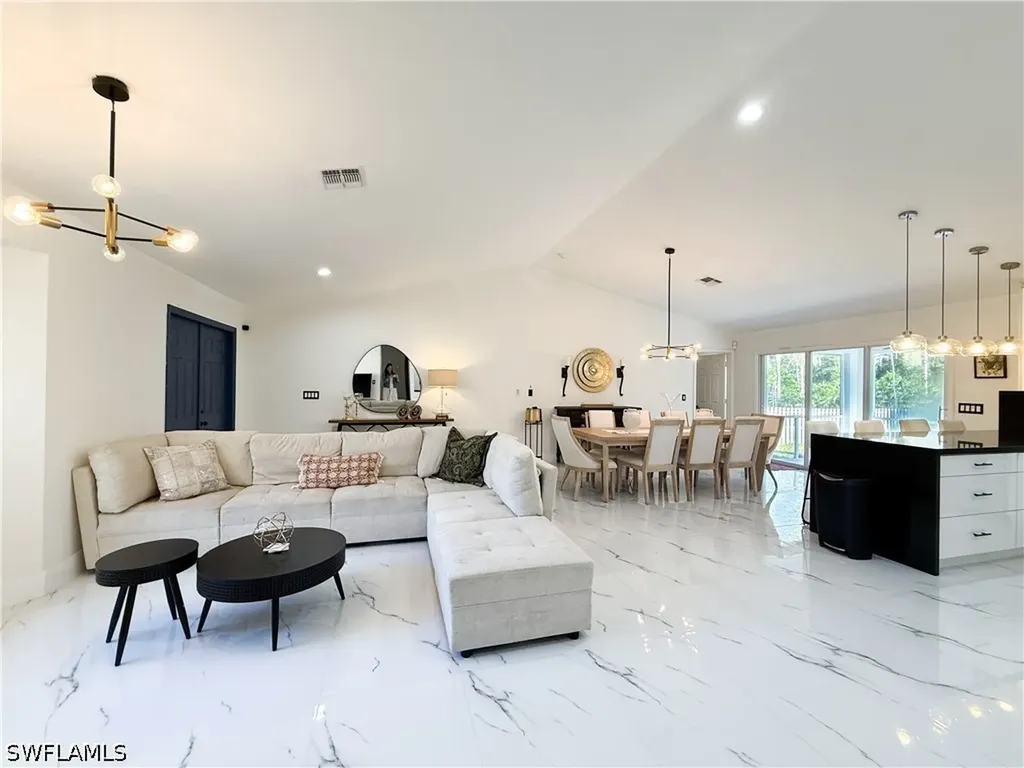 4285 47th Avenue NE Naples FL 34120