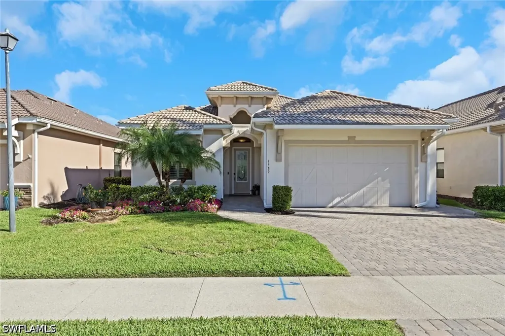 1589 Serrano Circle Naples FL 34105