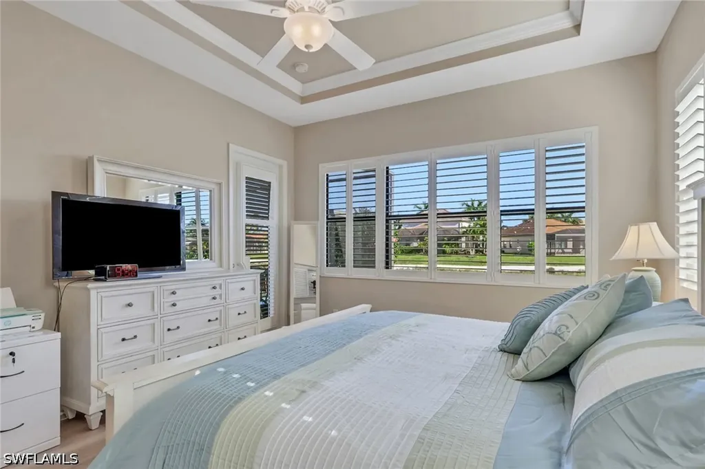 1589 Serrano Circle Naples FL 34105