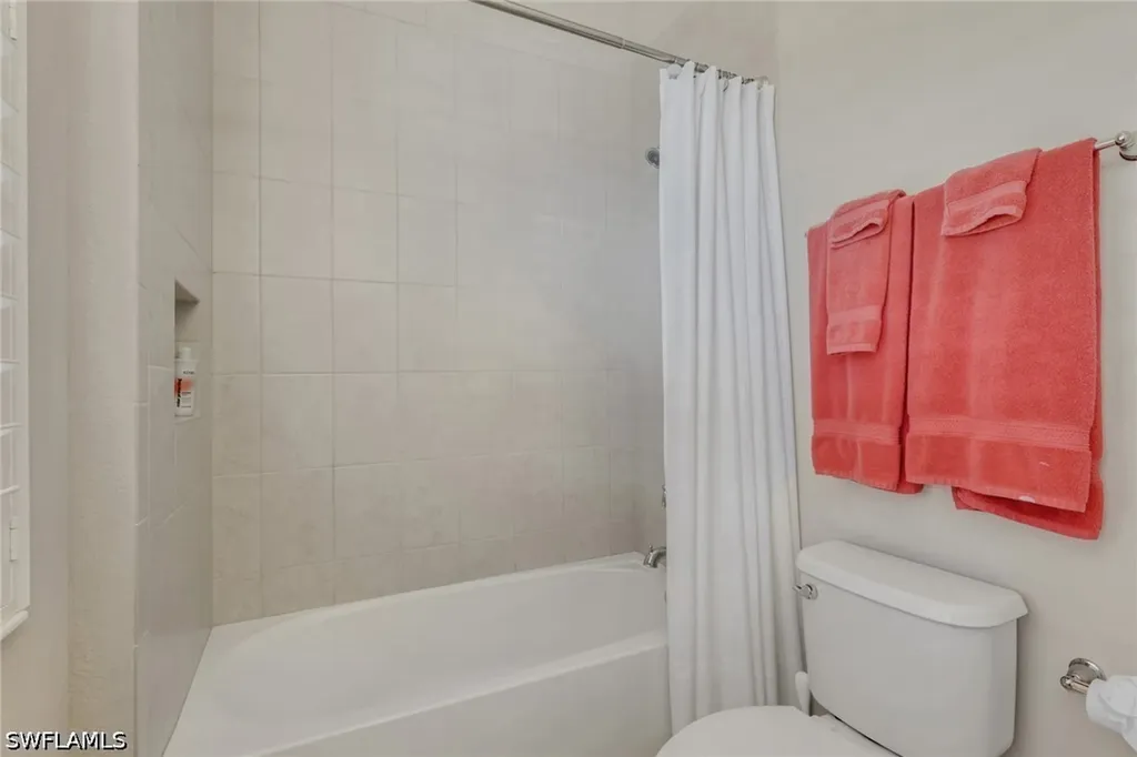 1589 Serrano Circle Naples FL 34105