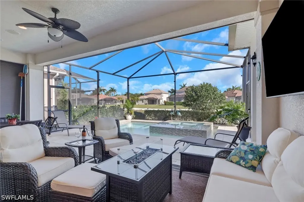 1589 Serrano Circle Naples FL 34105