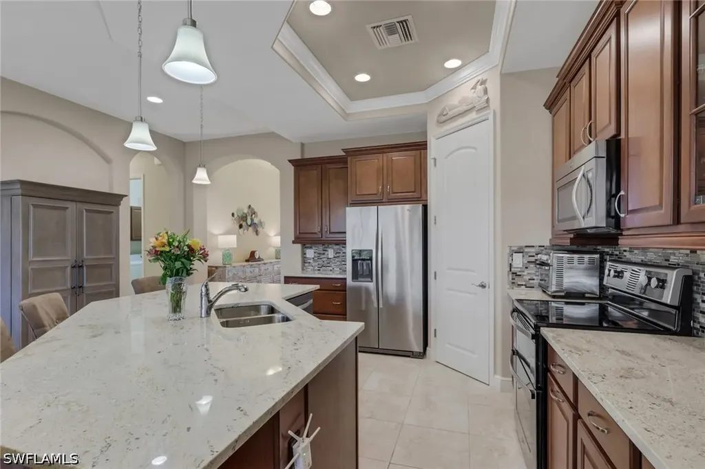 1589 Serrano Circle Naples FL 34105