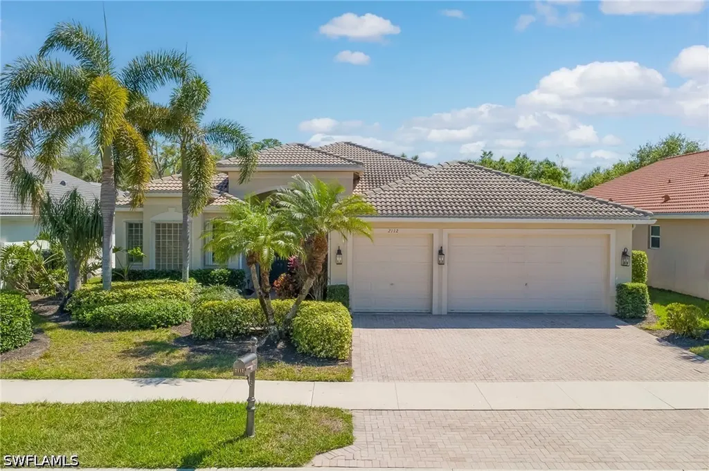 2112 Amargo Way Naples FL 34119