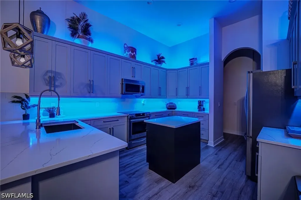 2112 Amargo Way Naples FL 34119