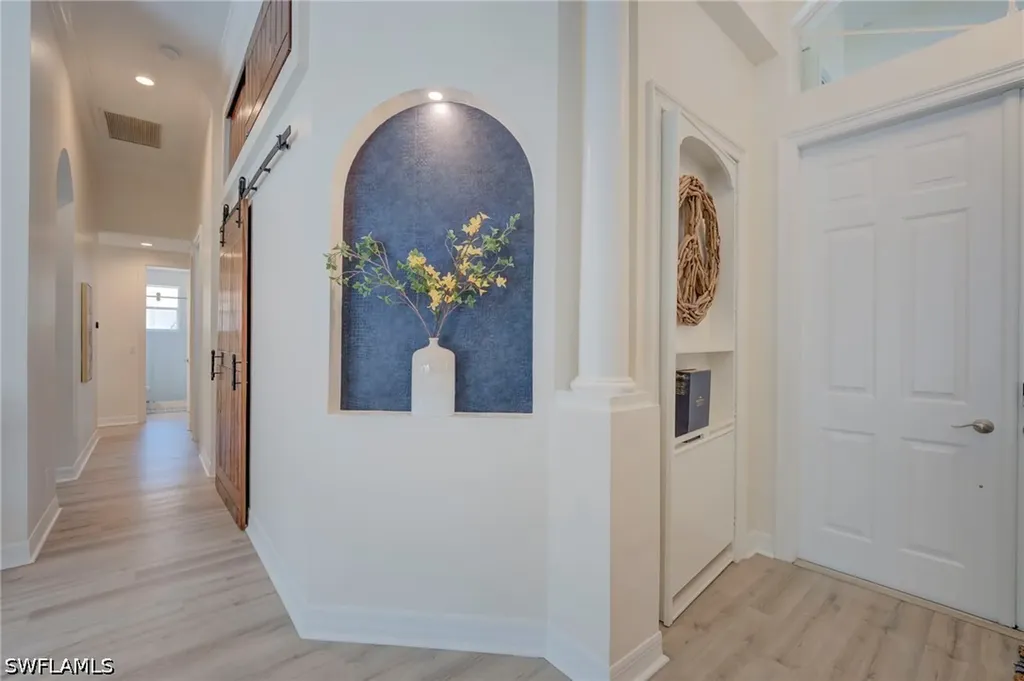 2112 Amargo Way Naples FL 34119