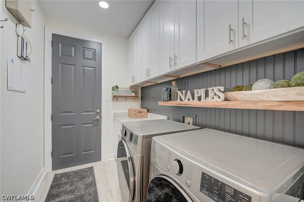 2112 Amargo Way Naples FL 34119