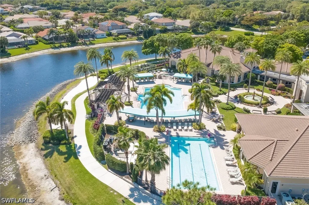 2112 Amargo Way Naples FL 34119