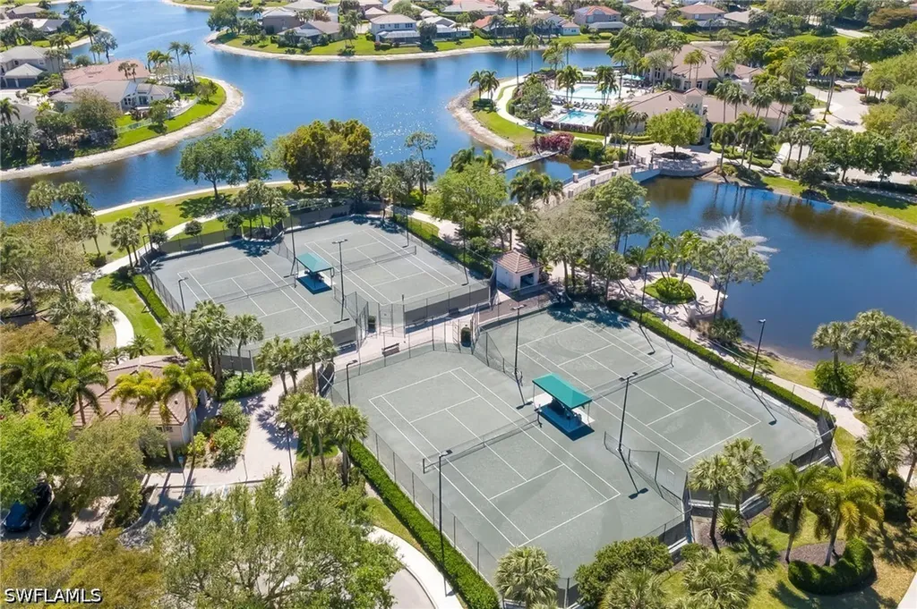2112 Amargo Way Naples FL 34119