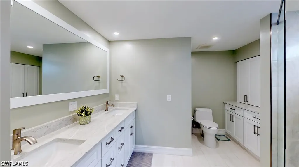 210 Waterside Circle Marco Island FL 34145
