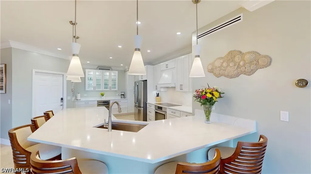 210 Waterside Circle Marco Island FL 34145