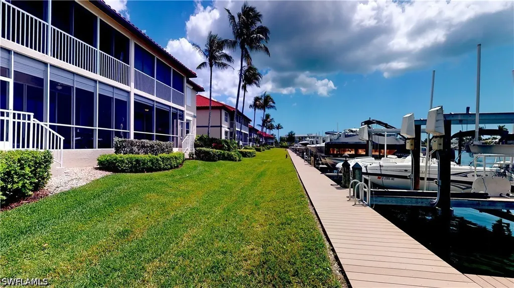 210 Waterside Circle Marco Island FL 34145