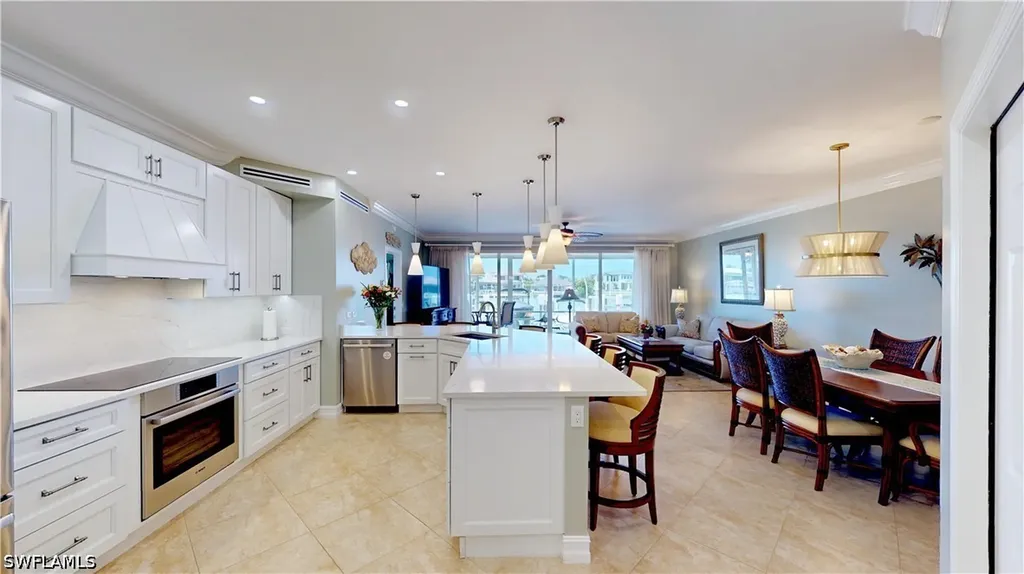 210 Waterside Circle Marco Island FL 34145