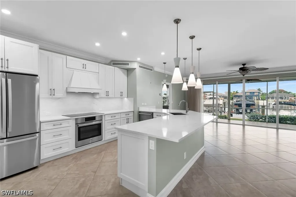 210 Waterside Circle Marco Island FL 34145