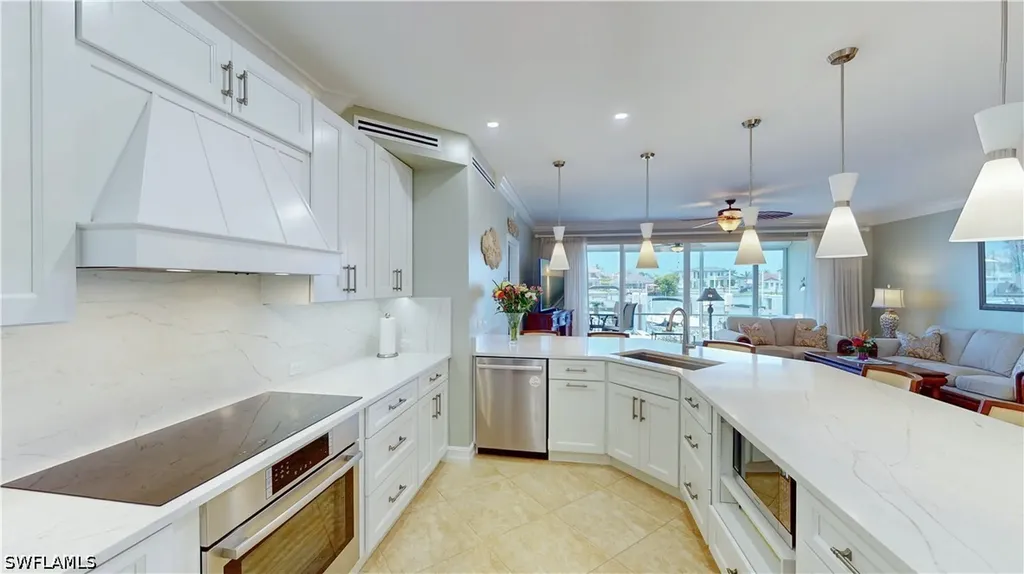 210 Waterside Circle Marco Island FL 34145