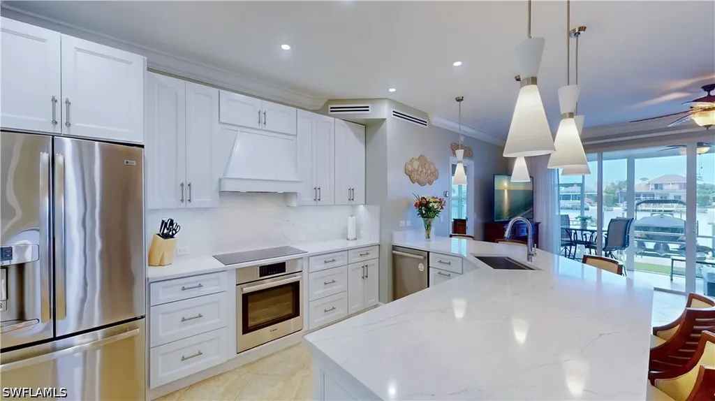 210 Waterside Circle Marco Island FL 34145